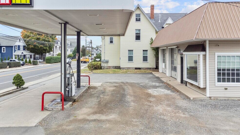 More Photos Of 112 New Haven Ave, Milford Restaurant For Lease