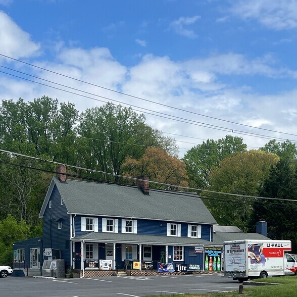 More Photos Of 808 Westminster Pike, Reisterstown Restaurant For Sale