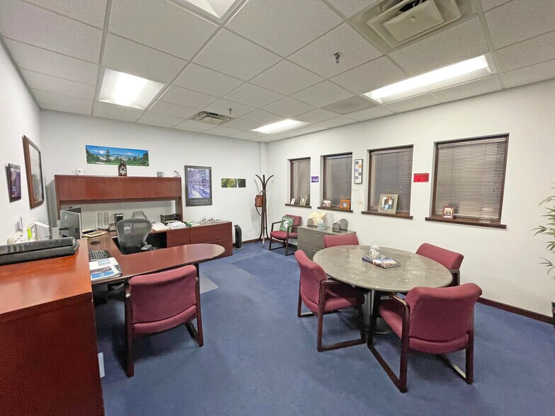 More Photos Of 3145 Prairie St SW, Grandville Office For Sale