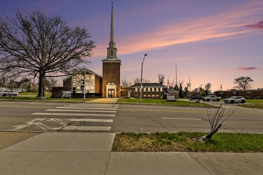 More Photos Of 5615 The Alameda, Baltimore Religious Facility For Sale