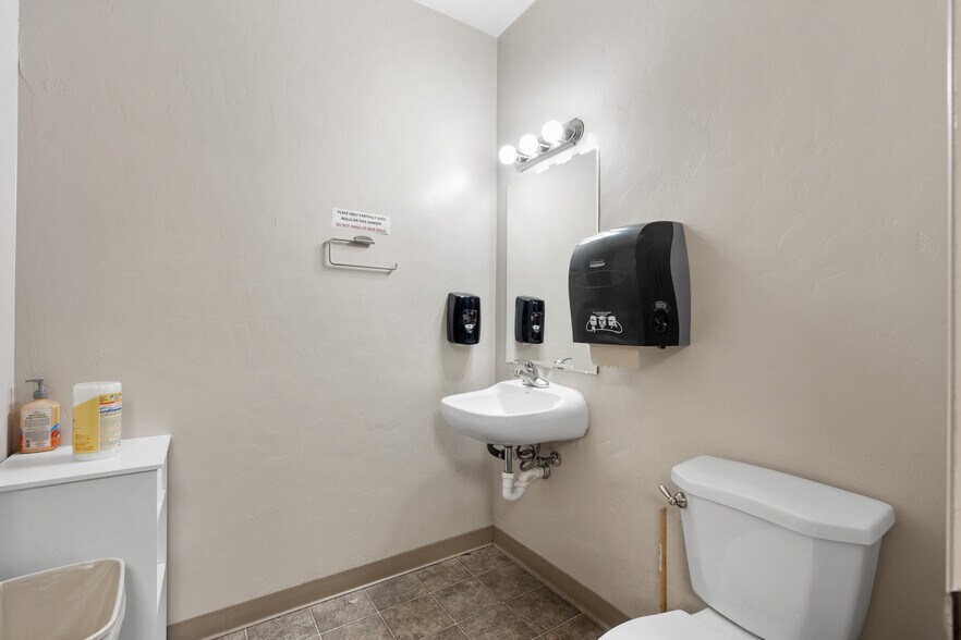 More Photos Of 3250 Tower Rd, Prescott Industrial For Sale