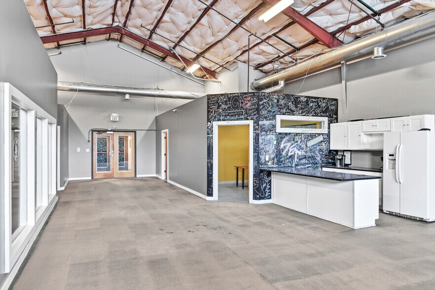 More Photos Of 650 Hamilton Ave SE, Atlanta Unknown For Lease