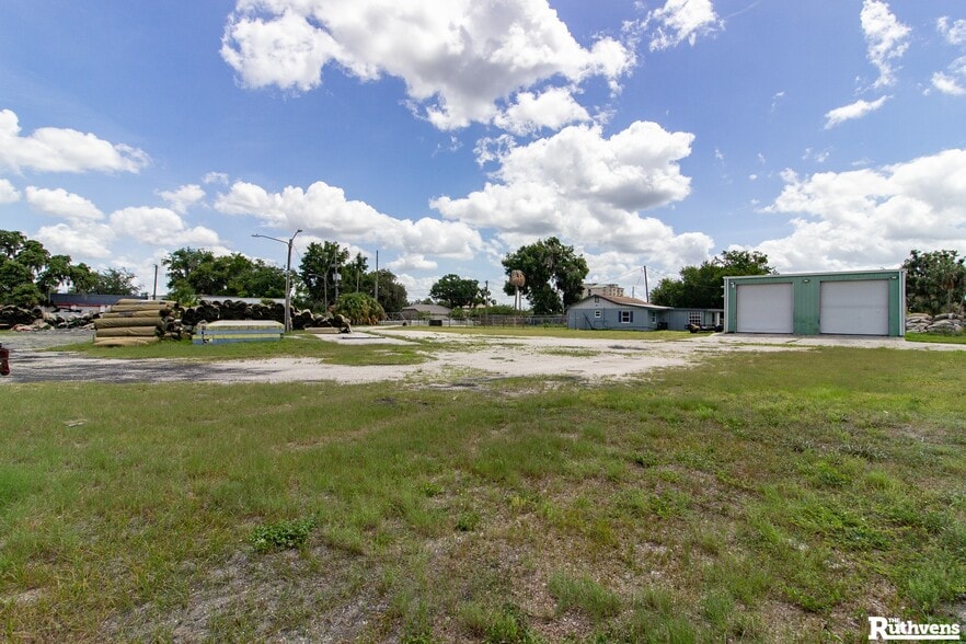 More Photos Of 595 W Summerlin St, Bartow Warehouse For Sale