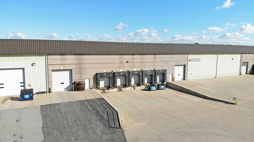 More Photos Of 540-580 Joyce Rd, Joliet Warehouse For Lease