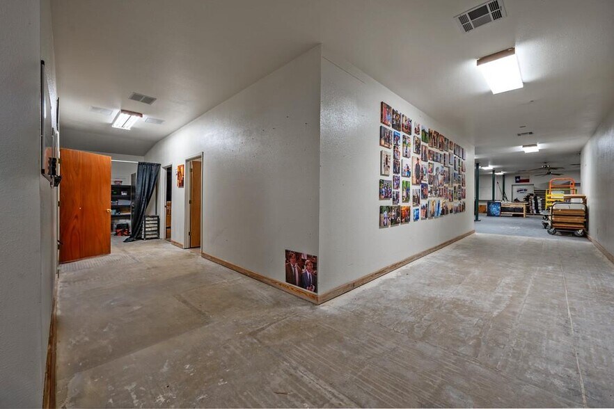 More Photos Of 31633 US-377 Hwy, Gordonville Light Distribution For Sale