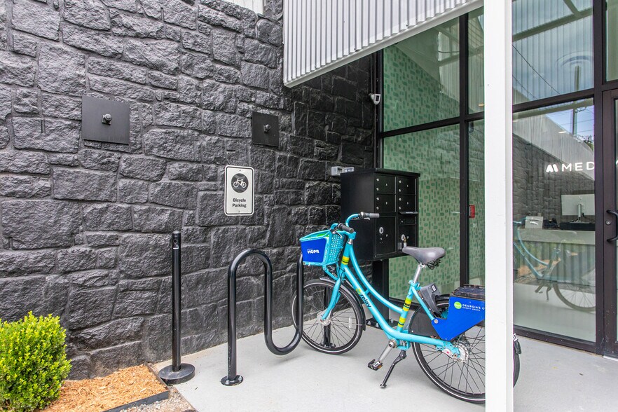 More Photos Of 714 Moreland Ave SE, Atlanta Storefront Retail Office For Lease