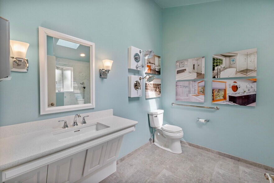 More Photos Of 17512 66th Ave Ct E, Puyallup Office For Sale