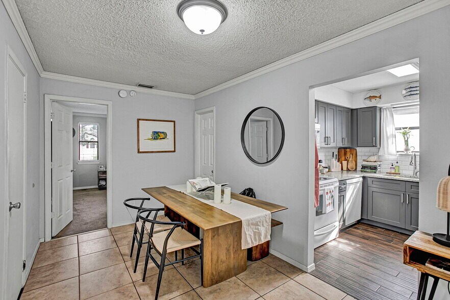 More Photos Of 725 7th S ave, Jacksonville Beach Multifamily For Sale