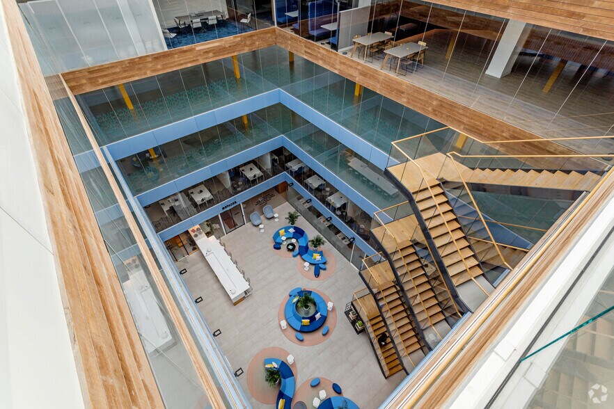 More Photos Of 77 Fulham Palace Rd, London Coworking Space