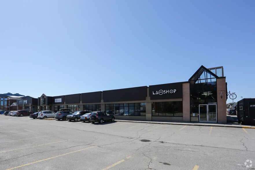 More Photos Of 139 Boul de l'Hôpital, Gatineau General Retail For Sale