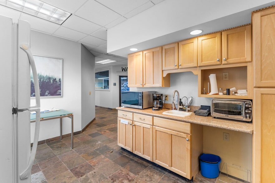 More Photos Of , Bloomington Flex For Sale