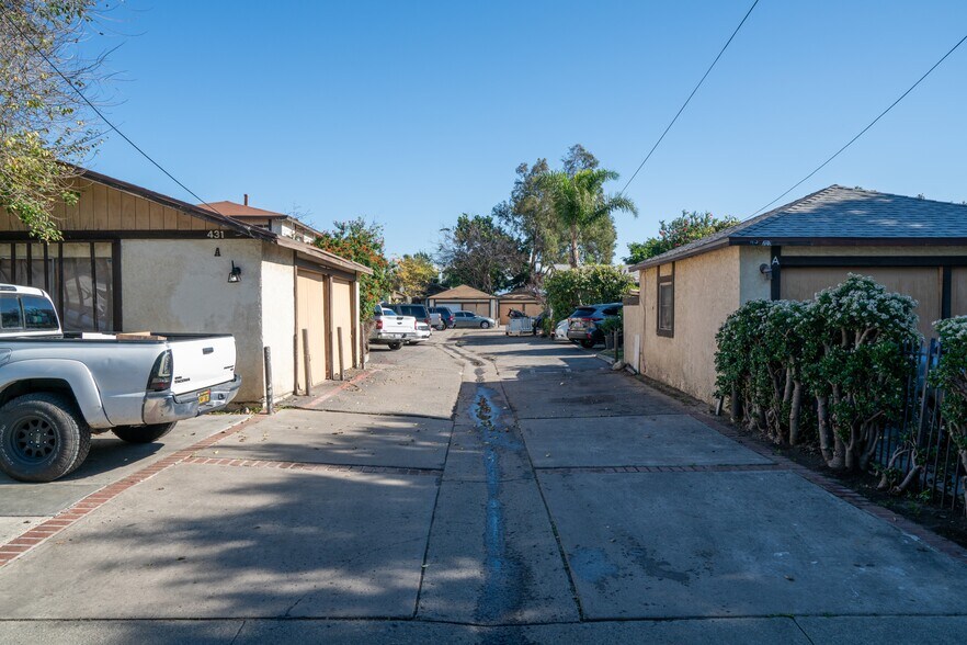 More Photos Of 431 S Susan St, Santa Ana Multifamily For Sale