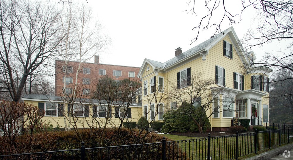 More Photos Of 754 Massachusetts Ave, Arlington Coworking Space