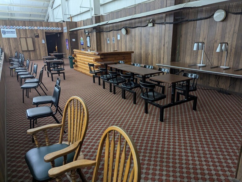 More Photos Of 424 Country Club Rd, Johnstown Golf Course Driving Range For Sale