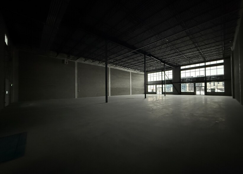More Photos Of 85 Inspire Blvd, Brampton Warehouse For Sale