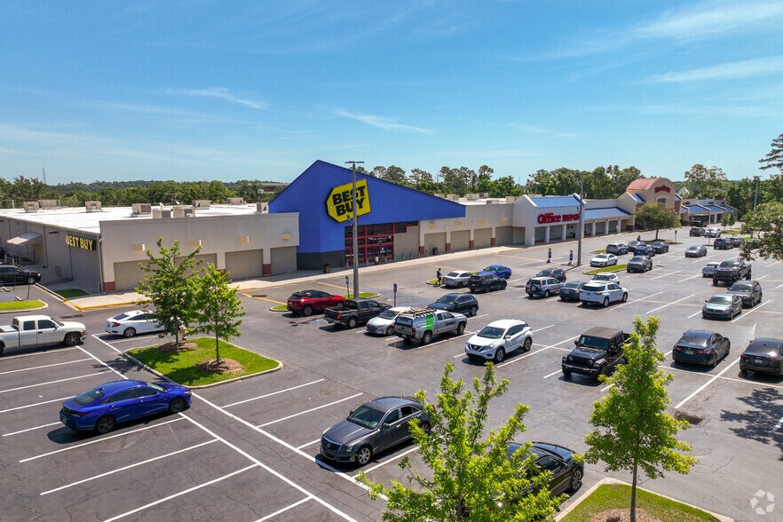 More Photos Of 1400-1480 Apalachee Pky, Tallahassee Unknown For Lease