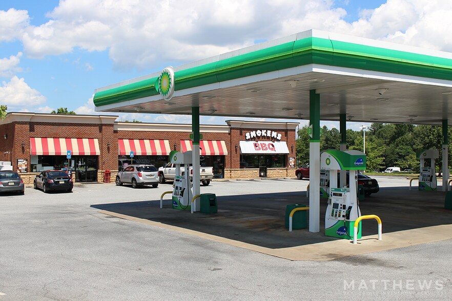 Primary Photo Of 17 Ashwood Dr, Phenix City General Retail For Sale