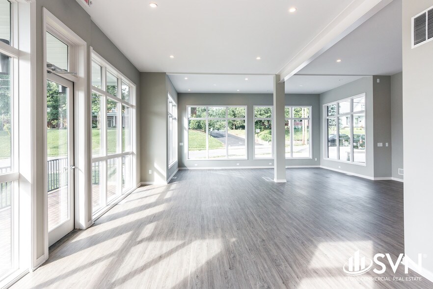 More Photos Of 451 S Ashland Ave, Lexington Storefront Retail Residential For Sale