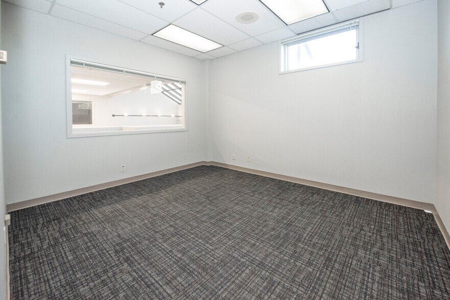 More Photos Of 4361 Boniface Pky, Anchorage Healthcare For Sale