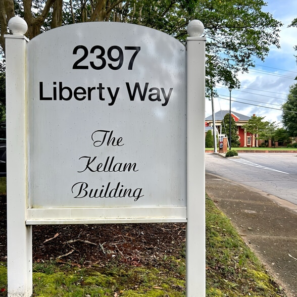 More Photos Of 2397 Liberty Way, Virginia Beach General Retail For Lease