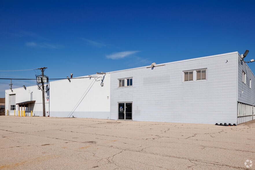 More Photos Of 4000 N Mannheim Rd, Franklin Park Auto Dealership For Sale