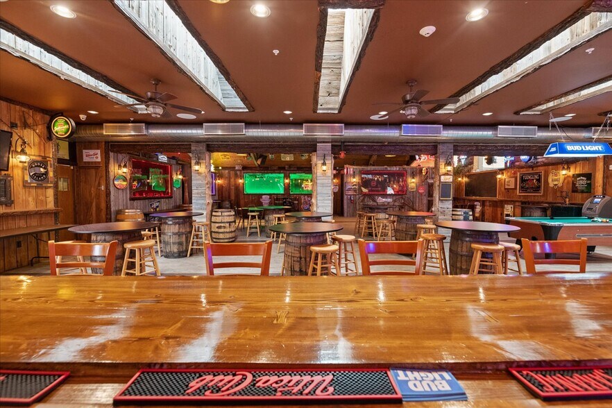 More Photos Of 728 Court St, Utica Restaurant For Sale