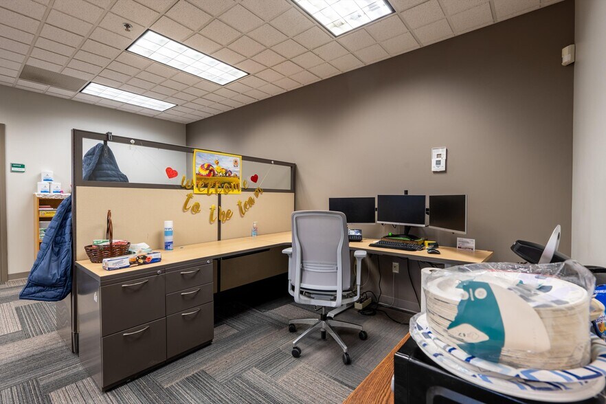 More Photos Of 101-103 Main St, South Glens Falls Office For Sale