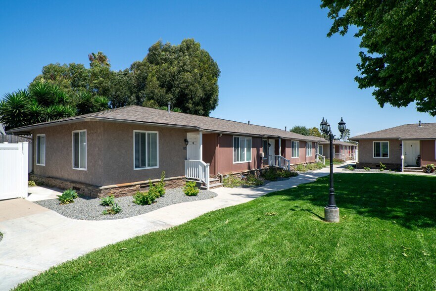 More Photos Of 19131-19161 Delaware St, Huntington Beach Apartments For Sale