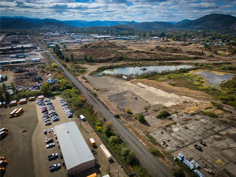 More Photos Of 3625 Carnes Rd, Roseburg Land For Sale