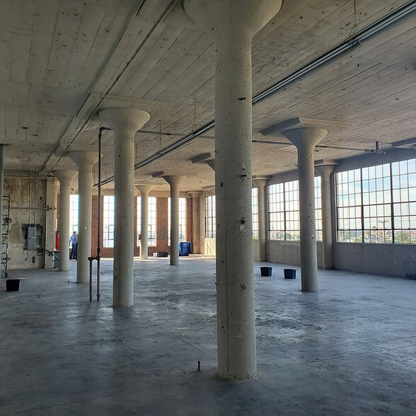 More Photos Of 721-725 E Washington Blvd, Los Angeles Warehouse For Sale