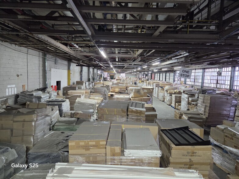 More Photos Of 99 Jersey Ave, New Brunswick Warehouse For Lease