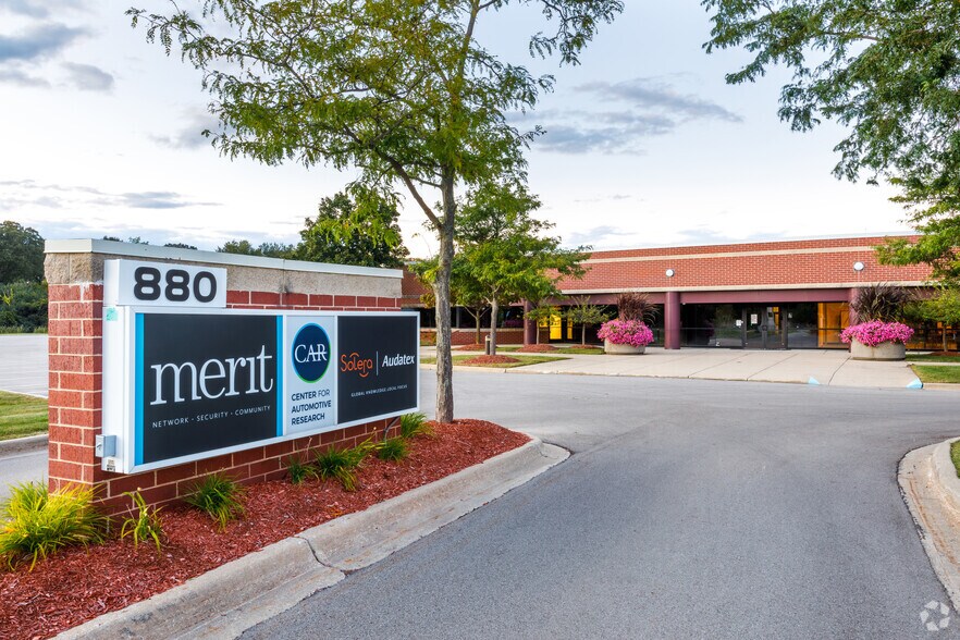More Photos Of 880 Technology Dr, Ann Arbor Light Distribution For Lease