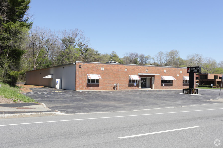 Primary Photo Of 1975 Western Ave, Albany Restaurant For Lease