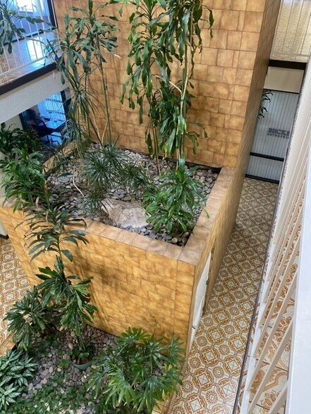 More Photos Of 50 S Jones Blvd, Las Vegas Office For Lease