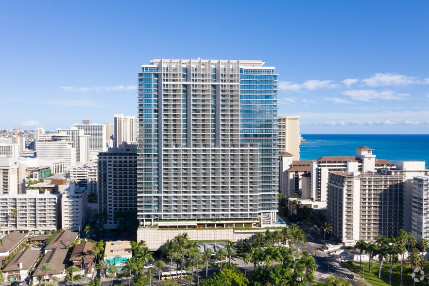 More Photos Of 223 Saratoga Rd, Honolulu Hotel For Lease