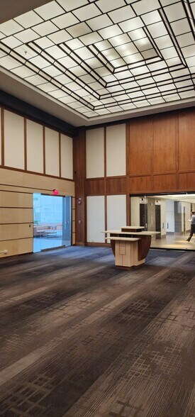More Photos Of 101 N Main St, Greenville Office Residential For Lease