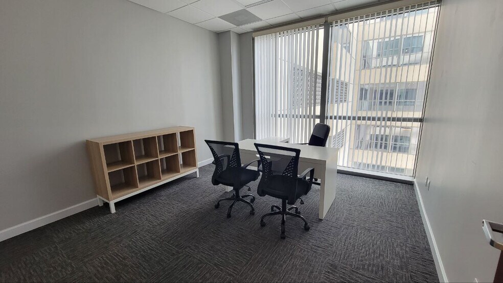 More Photos Of 121-189 S Orange Ave, Orlando Office Residential For Lease