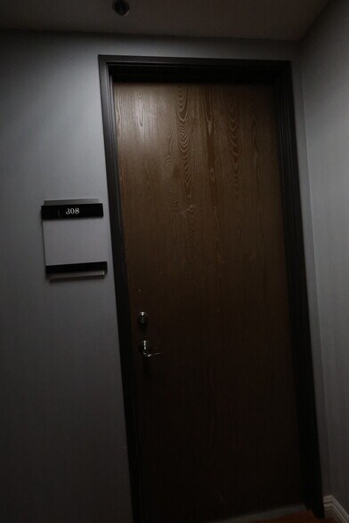 More Photos Of 1801 W Romneya Dr, Anaheim Office Residential For Lease