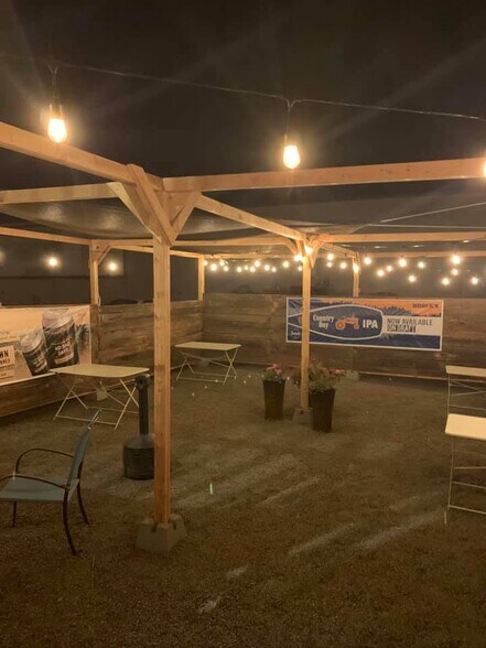 More Photos Of 134 Davidson Ave, Woodland Storefront Retail Residential For Sale