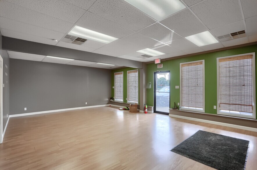 More Photos Of , New Castle Office For Sale