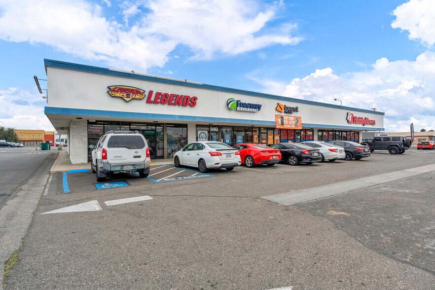 More Photos Of 5418-5422 N Blackstone Ave, Fresno Freestanding For Sale