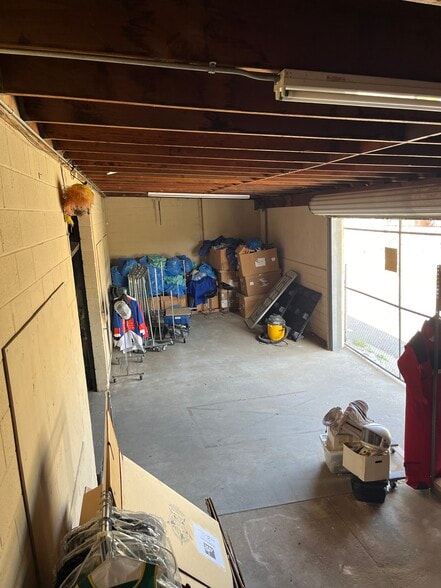 More Photos Of 7610 San Fernando Rd, Sun Valley Warehouse For Sale