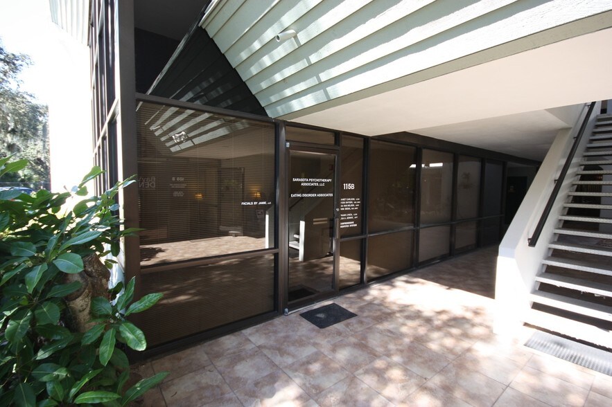 More Photos Of 2477 Stickney Point Rd, Sarasota Medical For Sale