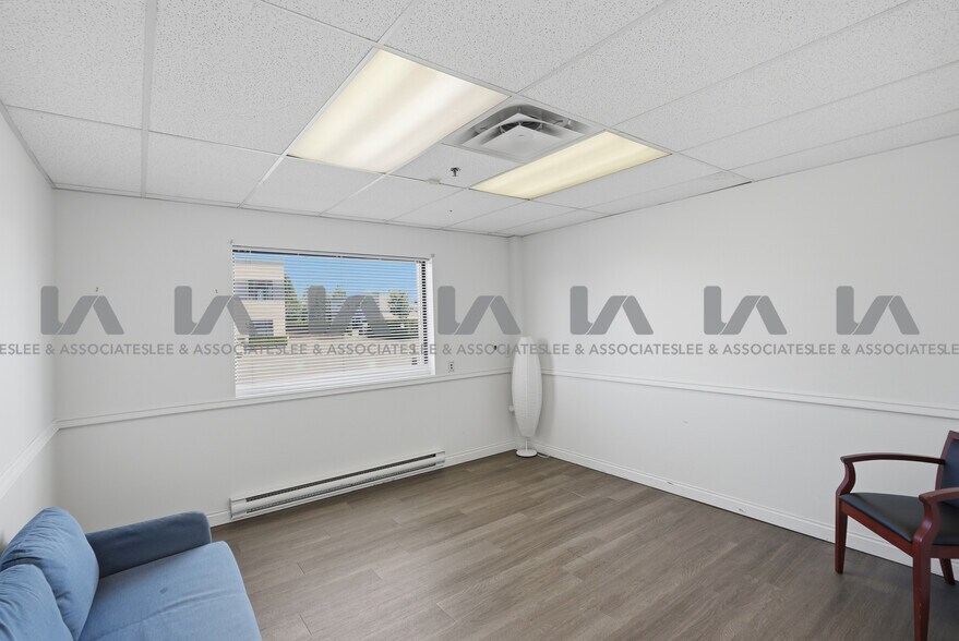 More Photos Of 18788 96th Ave, Surrey Warehouse For Lease