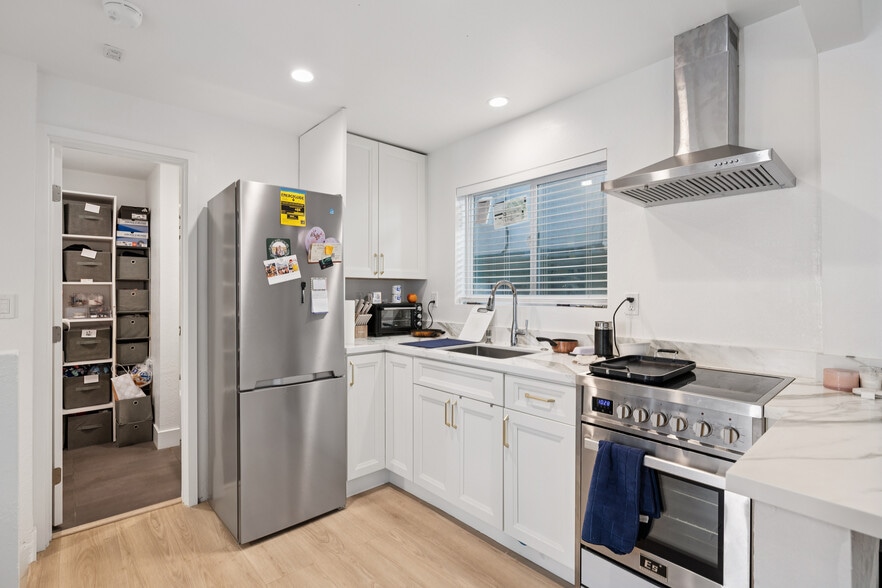 More Photos Of 250 Red Hill Ave, San Anselmo Apartments For Sale