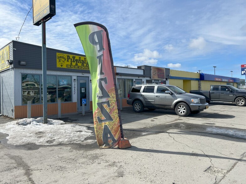 More Photos Of 3952 Mountain View Dr, Anchorage Restaurant For Sale