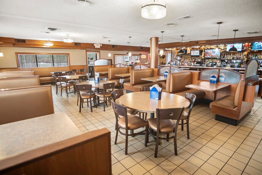 More Photos Of 5600 Lapeer Rd, Kimball Restaurant For Sale