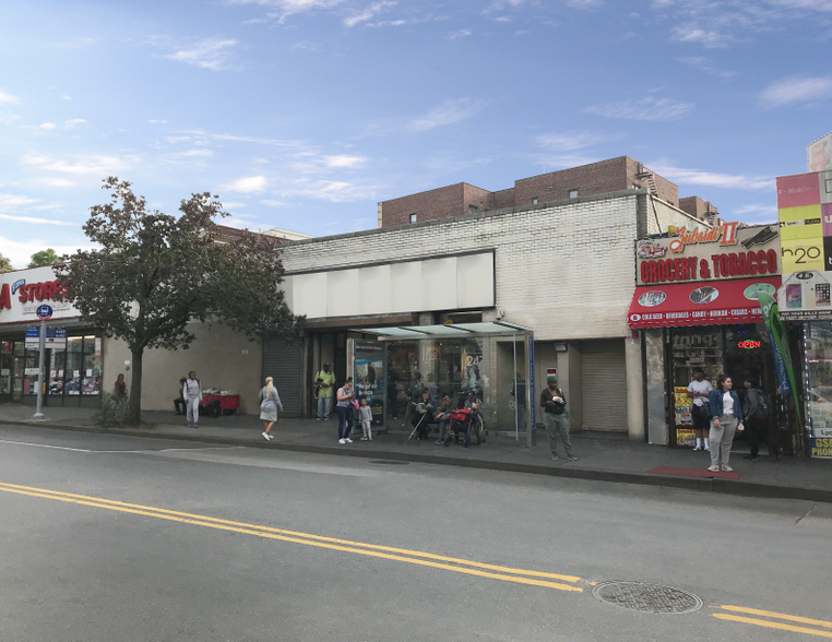 Primary Photo Of 10 E Burnside Ave, Bronx Storefront For Lease