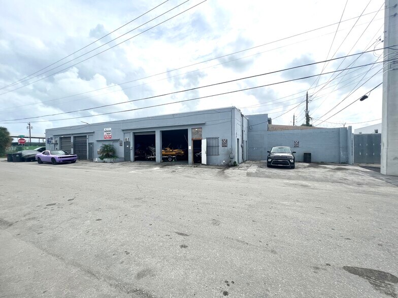More Photos Of 745 NW 7th Ter, Fort Lauderdale Warehouse For Sale