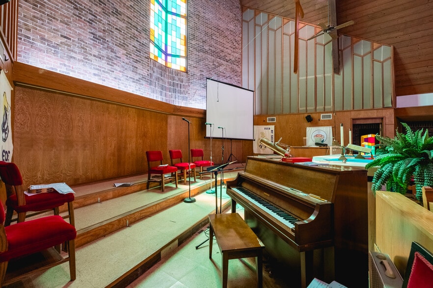 More Photos Of 4601 Western Hills Ave, Little Rock Religious Facility For Sale